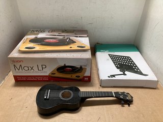 3 X HOUSEHOLD ITEMS TO INCLUDE ION MAX LP CONVERSION TURNTABLE WITH STEREO SPEAKERS: LOCATION - J21