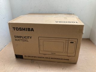 TOSHIBA DIGITAL SOLO MICROWAVE OVEN: LOCATION - J22