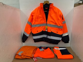 4 X ASSORTED WORK CLOTHING ITEMS TO INCLUDE LEO WORKWEAR WATERSMEET COOLVIZ PLUS POLO SHIRT IN ORANGE/NAVY - UK XL: LOCATION - I8