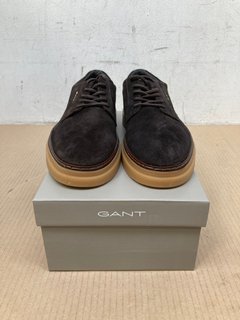 GANT KINZOON COW SUEDE SHOES IN ESPRESSO BROWN - EU 42 - RRP £160.00: LOCATION - H14