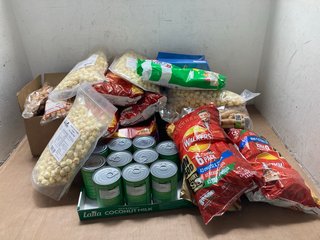 QTY OF ASSORTED FOOD ITEMS TO INCLUDE JOE & SEPH'S POPCORN WITH CHEDDAR CHEESE - BBE 31/10/24: LOCATION - J4