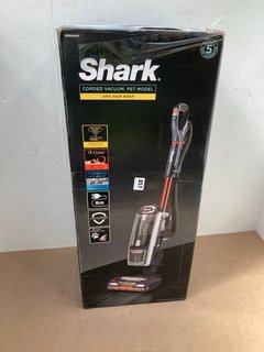 SHARK NZ801UK ANTI HAIR WRAP MET MODEL CORDED UPRIGHT VACUUM CLEANER - RRP £349.99: LOCATION - H5