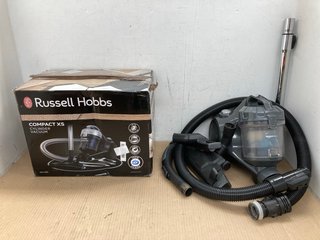 RUSSELL HOBBS COMPACT XS CYLINDER VACUUM CLEANER TO INCLUDE CYLINDER BAGLESS VACUUM CLEANER: LOCATION - E1