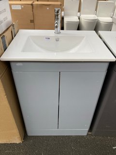 (COLLECTION ONLY) FLOOR STANDING 2 DOOR SINK UNIT IN GLOSS LIGHT GREY WITH A 610 X 470MM 1TH CERAMIC BASIN COMPLETE WITH A MONO BASIN MIXER TAP & CHROME SPRUNG WASTE - RRP £735: LOCATION - A6