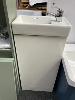 (COLLECTION ONLY) FLOOR STANDING 1 DOOR CLOSET SINK UNIT IN WHITE WITH A 400 X 225MM STH CERAMIC BASIN COMPLETE WITH A MONO BASIN MIXER TAP & CHROME SPRUNG WASTE - RRP £645: LOCATION - A7