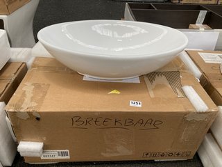 520 X 320MM OVAL CERAMIC VESSEL BASIN - RRP £205: LOCATION - A2