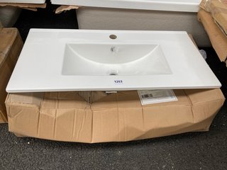 (COLLECTION ONLY) 810 X 400MM 1TH CERAMIC BASIN - RRP £280: LOCATION - A3