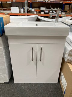 (COLLECTION ONLY) FLOOR STANDING 2 DOOR SINK UNIT IN WHITE WITH A 690 X 360MM 1TH CERAMIC BASIN COMPLETE WITH A MONO BASIN MIXER TAP & CHROME SPRUNG WASTE - RRP £735: LOCATION - A3