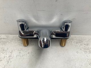 DECK MOUNTED BATH FILLER IN CHROME RRP £260: LOCATION - R1