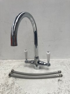 TRADITIONAL LEVER ACTION MONO KITCHEN SINK MIXER TAP IN CHROME WITH SWIVEL SPOUT - RRP £240: LOCATION - R1