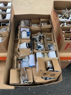 QTY OF ASSORTED RADIATOR VALVES & "H" BARS - RRP £700: LOCATION - R2