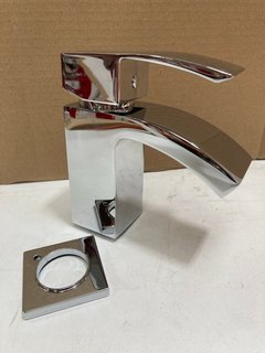 MONO BASIN MIXER TAP IN CHROME - RRP £195: LOCATION - R3