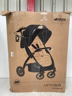 HAUK UPTOWN PUSHCHAIR IN BLACK - RRP £181.99: LOCATION - WH5