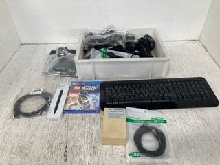 QTY OF ASSORTED TECH ITEMS TO INCLUDE PS4 LEGO STAR WARS THE SKYWALKER SAGA VIDEO GAME: LOCATION - WH9