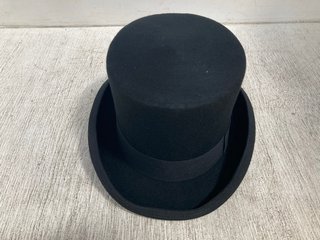 DOBELL BLACK 100% WOOL CLASSIC TOP HAT -RRP £69.99: LOCATION - WA11