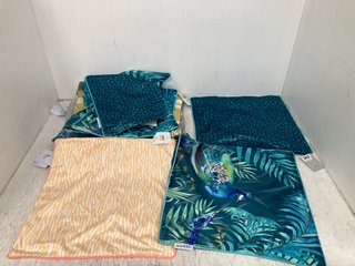 QTY OF ASSORTED CUSHION COVERS TO INCLUDE SOIREE PEACOCK JUNGLE CUSHION COVER IN TEAL: LOCATION - A12