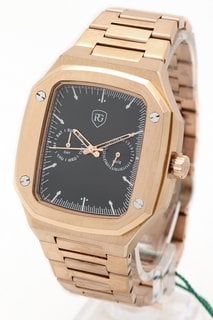 MEN'S RAYMOND GAUDIN WATCH. FEATURING A BLACK MULTI FUNCTION DIAL WITH DAY/DATE. W/R 5ATM. GOLD COLOURED STAINLESS CASE & BRACELET. COMES WITH A WOODEN PRESENTATION CASE: LOCATION - A1