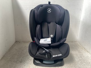 MAXI-COSI TITAN HIGH BACK CAR SEAT IN BLACK - RRP £150: LOCATION - A5