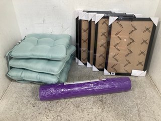 QTY OF ASSORTED HOUSEHOLD AND SOFT FURNISHING ITEMS TO INCLUDE 4 X GAVEND MODULA SEAT CUSHIONS IN GREEN - SIZE 40 X 40CM: LOCATION - WA1