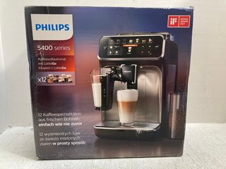 PHILIPS 5400 SERIES LATTE GO INSTANT COFFEE MAKER - RRP £620: LOCATION - B1