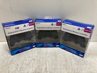 3 X SONY PLAYSTATION 4 DUALSHOCK 4 WIRELESS CONTROLLERS IN NAVY & BLACK: LOCATION - B10