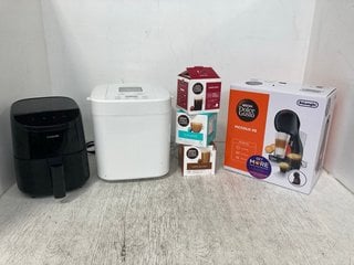 3 X ASSORTED HOUSEHOLD APPLIANCES TO INCLUDE RUSSELL HOBBS BREADMAKER IN WHITE: LOCATION - WH4