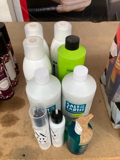 (COLLECTION ONLY) QTY OF ASSORTED HAIR PRODUCTS TO INCLUDE COLOR WOW RAISE THE ROOT THICKENING AND LIFTING SPRAY: LOCATION - AR2