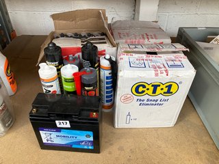 (COLLECTION ONLY) QTY OF ASSORTED ITEMS TO INCLUDE LEOCH BATTERY AGM-22-MOB AND EVERBUILD GUN A NAIL ADHESIVE: LOCATION - AR2