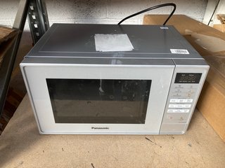 PANASONIC MICROWAVE IN GREY: LOCATION - AR6