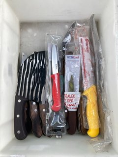 (COLLECTION ONLY) QTY OF ASSORTED KITCHEN KNIVES (PLEASE NOTE: 18+YEARS ONLY. ID MAY BE REQUIRED): LOCATION - AR11