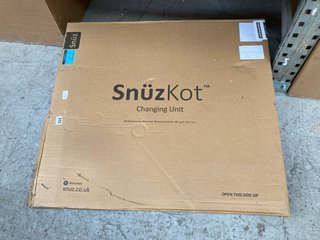 SNUZKOT CHANGING UNIT BOX 1 OF 3: LOCATION - AR15