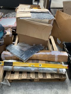 PALLET OF ASSORTED ITEMS TO INCLUDE STABILA TYPE R300 LEVEL: LOCATION - A5 (KERBSIDE PALLET DELIVERY)