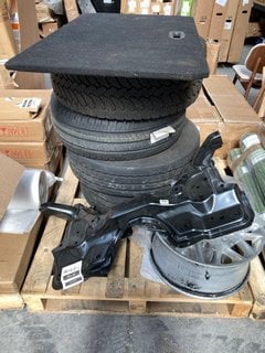 PALLET OF ASSORTED VEHICLE PARTS TO INCLUDE GRABBER AT TYRE SIZE: 255/55R18: LOCATION - A5 (KERBSIDE PALLET DELIVERY)