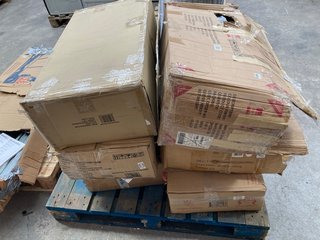 PALLET OF ASSORTED FURNITURE TO INCLUDE MAPLES DINING CHAIR IN BEIGE: LOCATION - A7 (KERBSIDE PALLET DELIVERY)