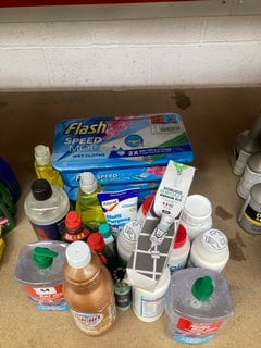 (COLLECTION ONLY) QTY OF ASSORTED HOUSEHOLD CHEMICALS TO INCLUDE 24X FLASH SPEED MOP WET CLOTHS WILD ORCHID SCENT: LOCATION - AR1