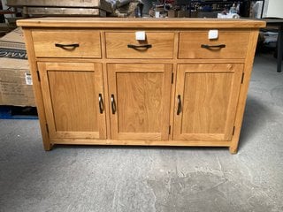 3 DRAWER 3 DOOR SIDEBOARD IN PINE: LOCATION - A3