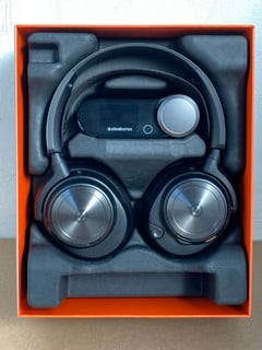 STEELSERIES ARCTIS NOVA PRO WIRELESS MULTI SYSTEM GAMING HEADSET IN BLACK RRP £329: LOCATION - BOOTH