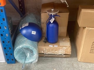 5 X ASSORTED JOHN LEWIS & PARTNERS ITEMS TO INCLUDE JOHN LEWIS & PARTNERS MUSHROOM DIMMING EXTRA LARGE TABLE LAMP IN BLUE: LOCATION - AR4