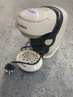 BOSCH TASSIMO COFFEE POD MACHINE: LOCATION - AR7