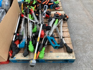 PALLET OF ASSORTED GRASS STRIMMERS TO INCLUDE VIVIANUS CORDLESS GRASS STRIMMER: LOCATION - B4