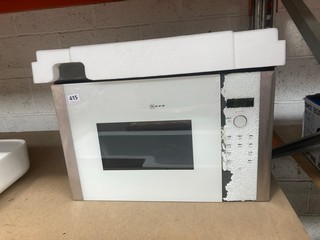 NEFF BUILT IN MICROWAVE OVEN (BROKEN GLASS CONTROL PANEL): LOCATION - BR21