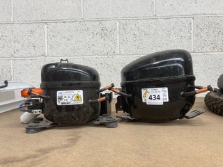 (COLLECTION ONLY) 2 X SMALL COMPRESSOR TANKS: LOCATION - BR23