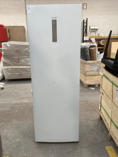 HAIER FREESTANDING FRIDGE FREEZER: LOCATION - A5