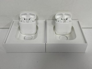 2 X APPLE AIRPODS WIRELESS EARBUDS: MODEL NO A1602 (WITH BOXES) [JPTM122389]