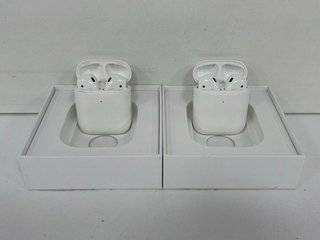 2 X APPLE AIRPODS WIRELESS EARBUDS: MODEL NO A1602 (WITH BOXES) [JPTM122375]