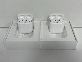 2 X APPLE AIRPODS WIRELESS EARBUDS: MODEL NO A1602 (WITH BOXES) [JPTM122370]