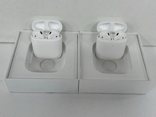 2 X APPLE AIRPODS WIRELESS EARBUDS: MODEL NO A1602 (WITH BOXES) [JPTM122363]