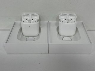 2 X APPLE AIRPODS WIRELESS EARBUDS: MODEL NO A1602 (WITH BOXES) [JPTM122384]