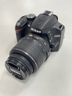 NIKON D3200 24.2 MEGAPIXELS DSLR CAMERA. WITH NIKON AF-S 18-55MM 1:3.5-5.6G DX VR LENS (WITH BATTERY & LENS CAP) [JPTM122664]