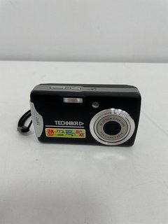 TECHNIKA 7MP DIGITAL CAMERA IN BLACK: MODEL NO SH-Z735 (WITH BOX, BATTERY, CHARGER & MANUAL, AF OPTICAL ZOOM LENS F=5.8-17.4MM/1:2.8-4.9 (INCLUDES STAR 42 TRIPOD) [JPTM122550]